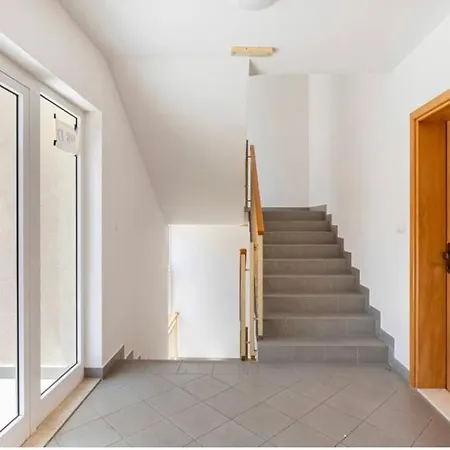 Trogir, Sea View Apartman *